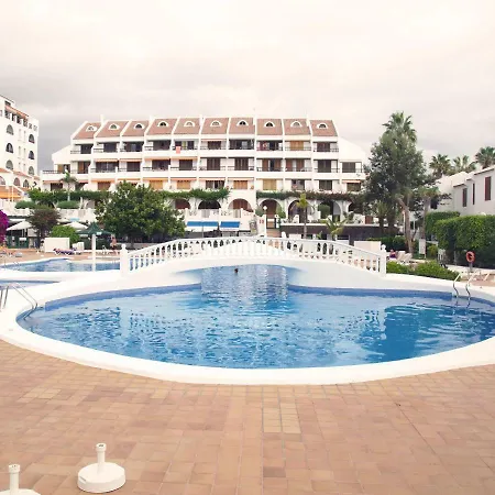 Holiday home 2 Min Walk To - Private Solarium Costa Adeje (Tenerife)